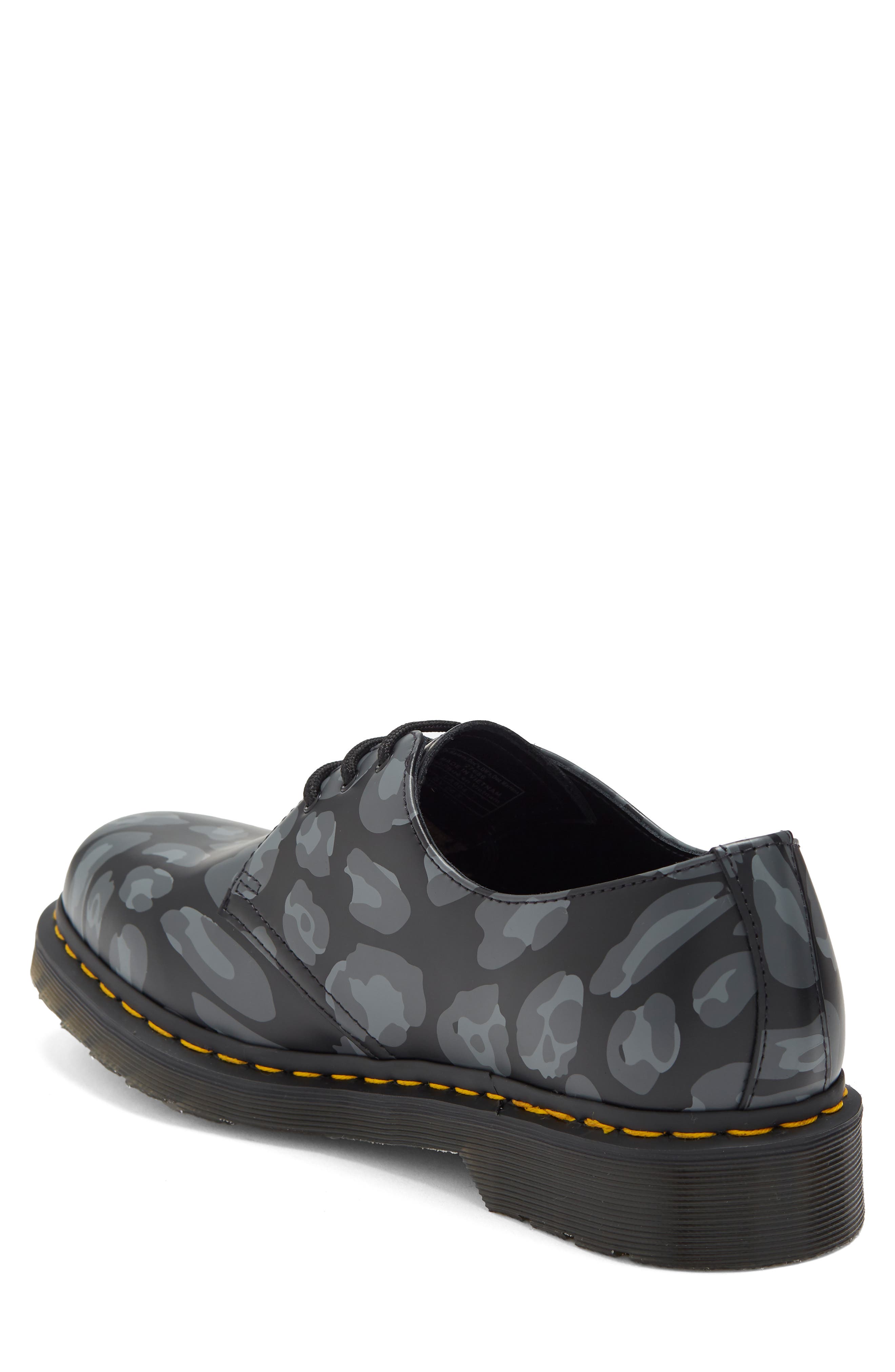 dr martens 1461 leopard