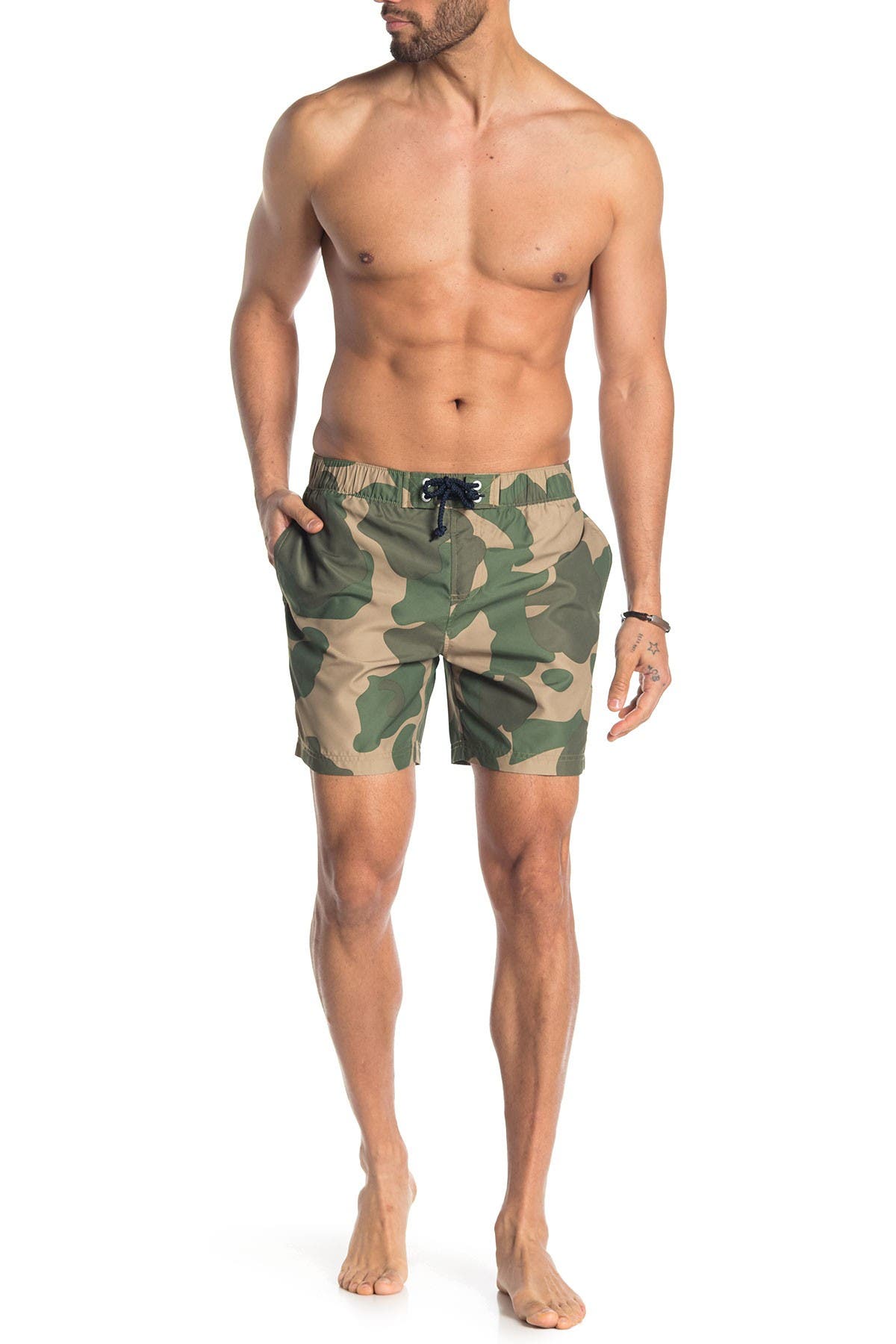 camo trunks