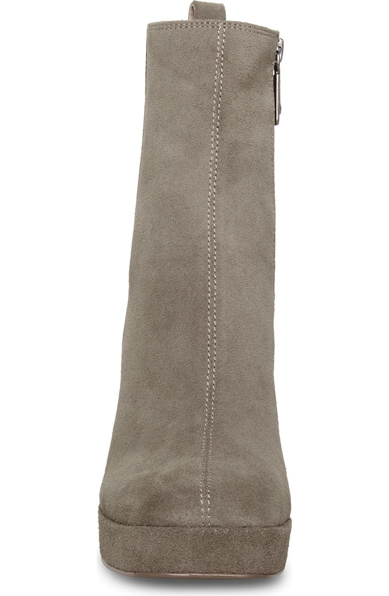 Blondo Women's Mayes Waterproof Chelsea Boot - 1.75 Inch Heel