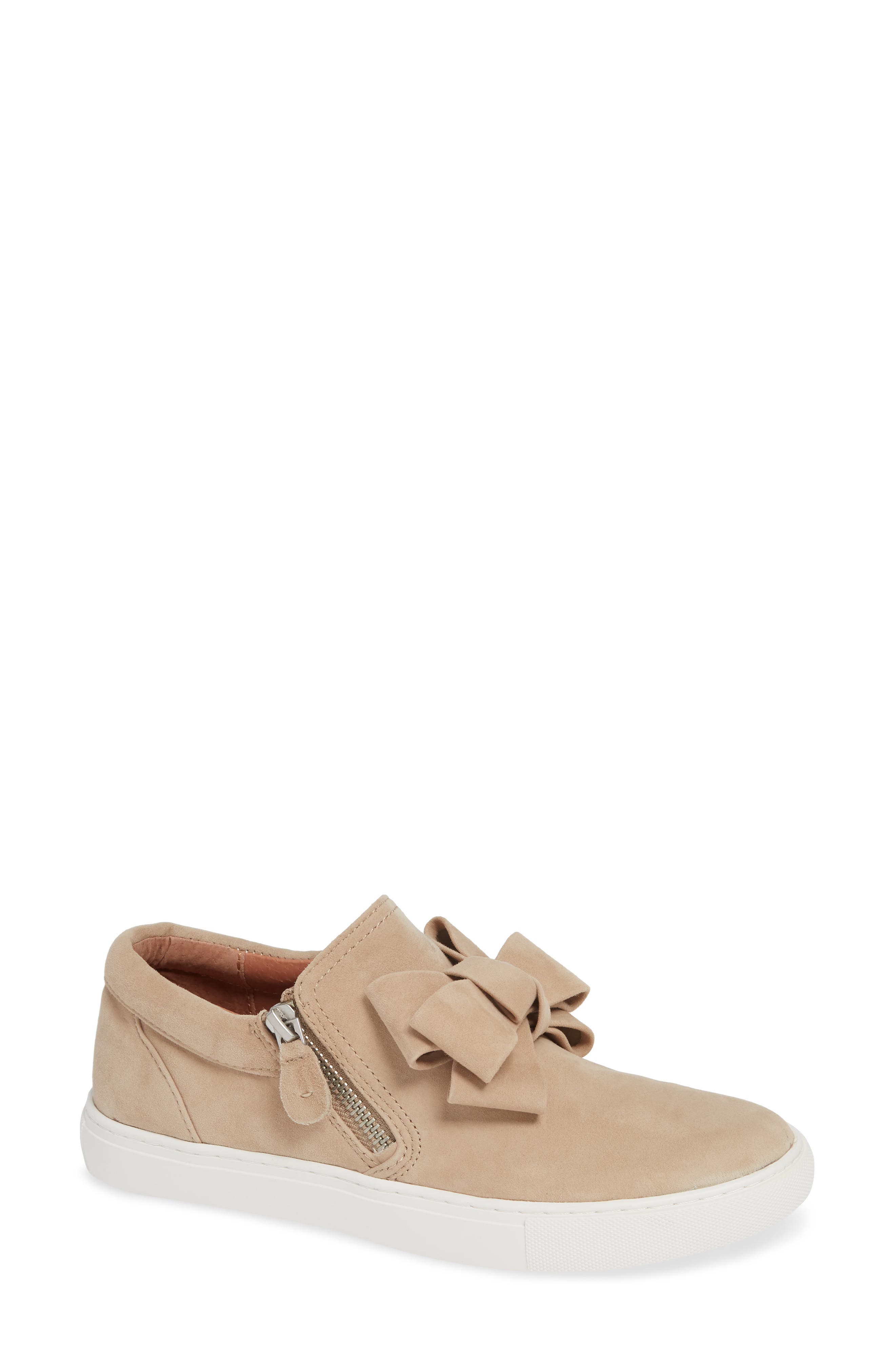 Gentle Souls By Kenneth Cole Lowe Bow Sneaker, Brown