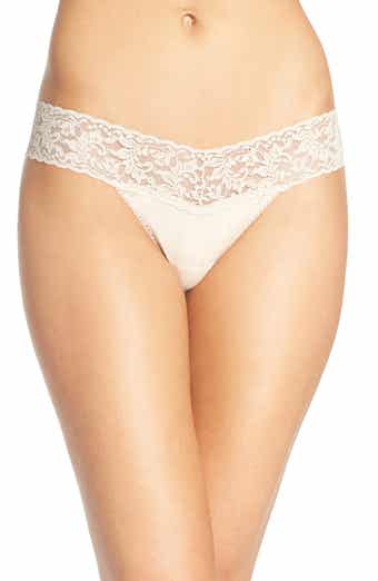 Hanky Panky Sig Lace Lowrise Thong, Smile More - Monkee's of the