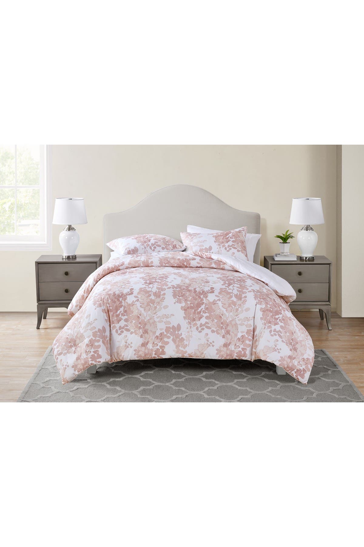 Vcny Home Tahari Sofia 3 Piece Comforter Set In Rose Modesens