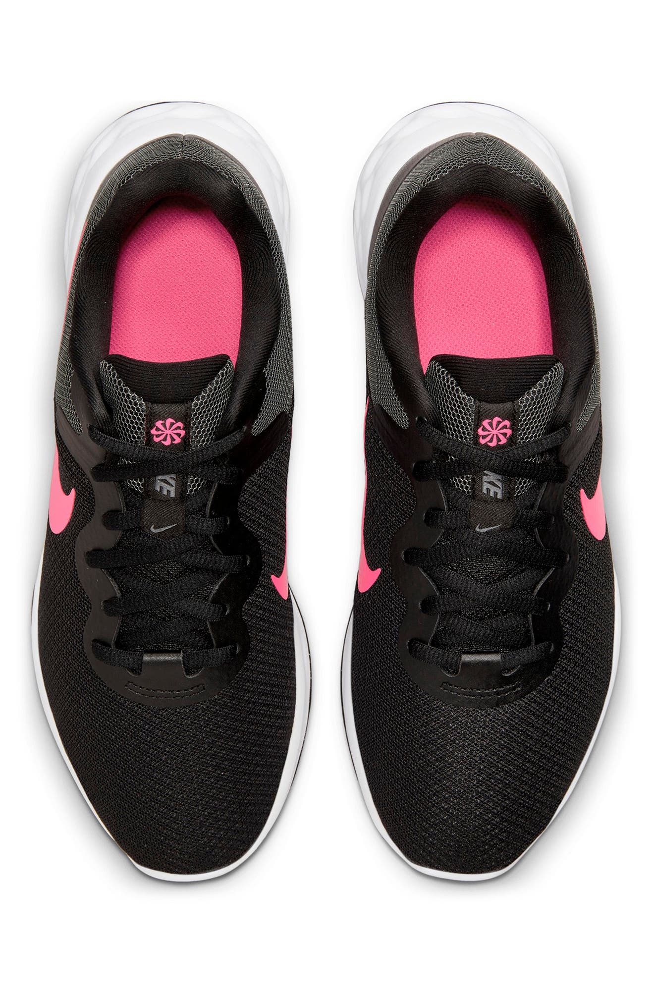 wide width womens nikes