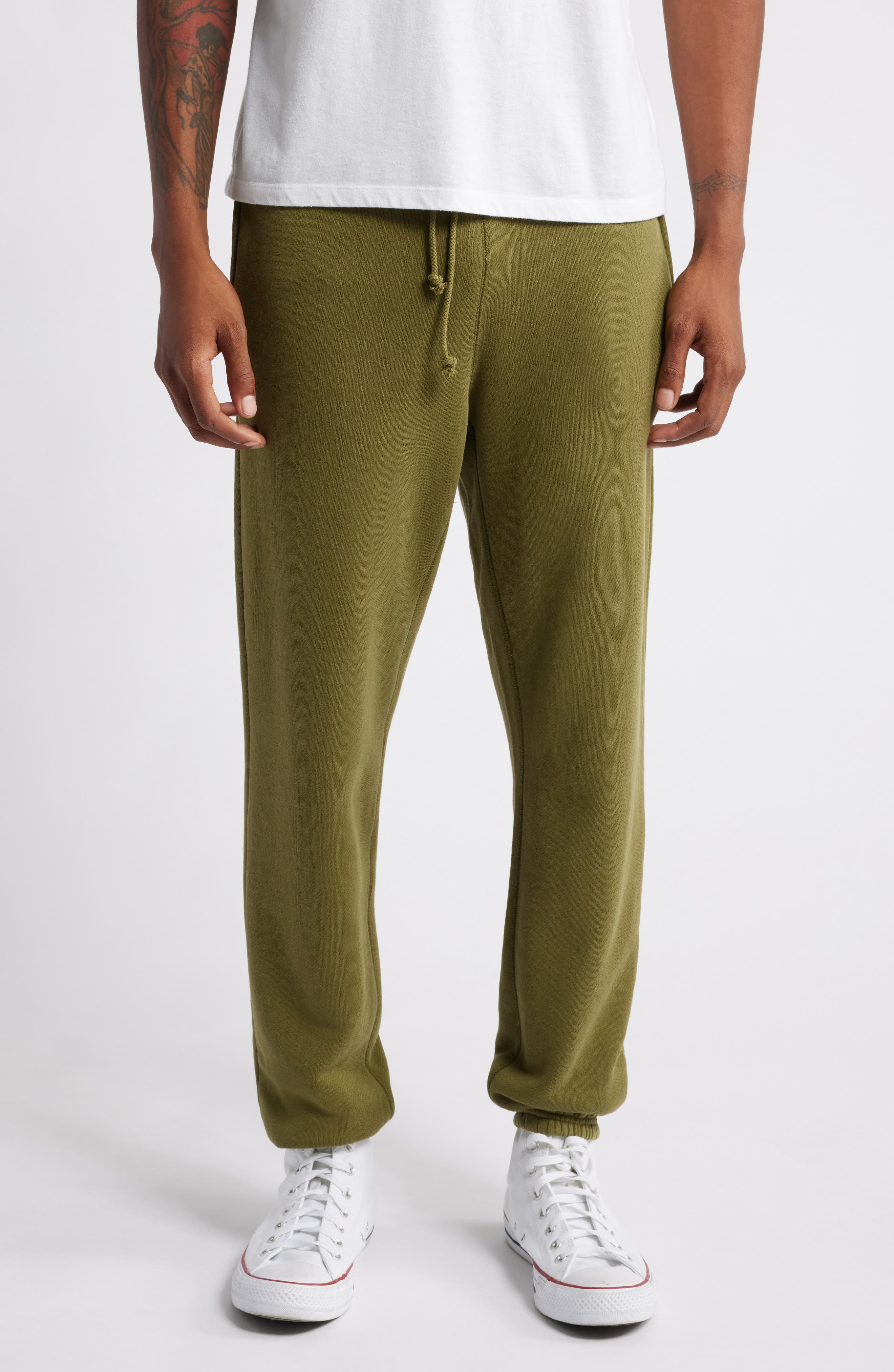 Elwood Core Organic Cotton Brushed Terry Sweatpants in Vintage Olive 