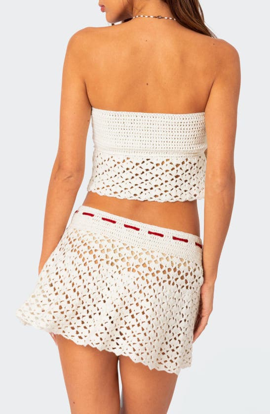 EDIKTED EDIKTED JASLENE STRAPLESS CROCHET TOP
