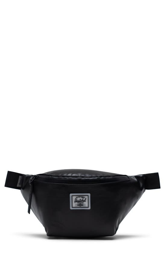 Herschel Supply Co Seventeen In Black