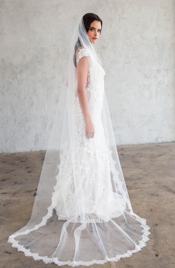 Chapel-Length Veil With Lace Appliques