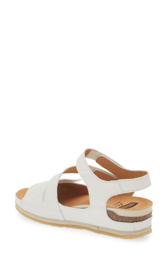 On Foot 206 Austin Platform Sandal In Hielo