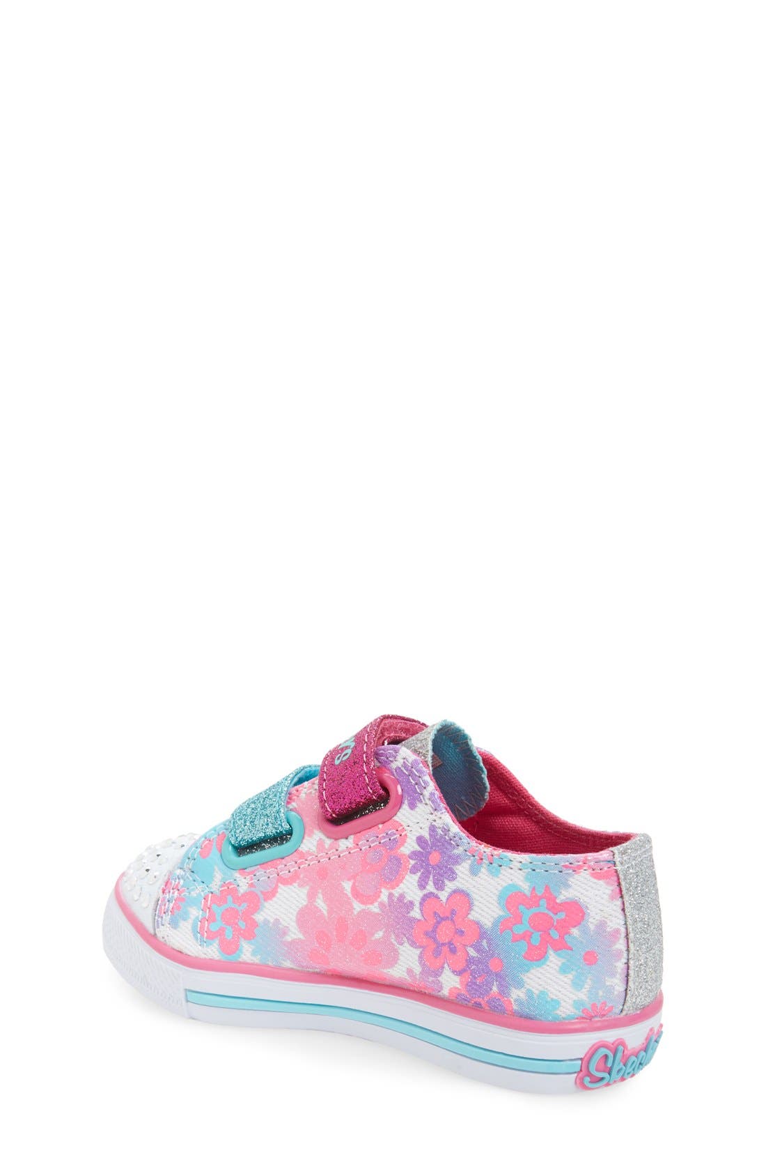 How to measure toddler feet