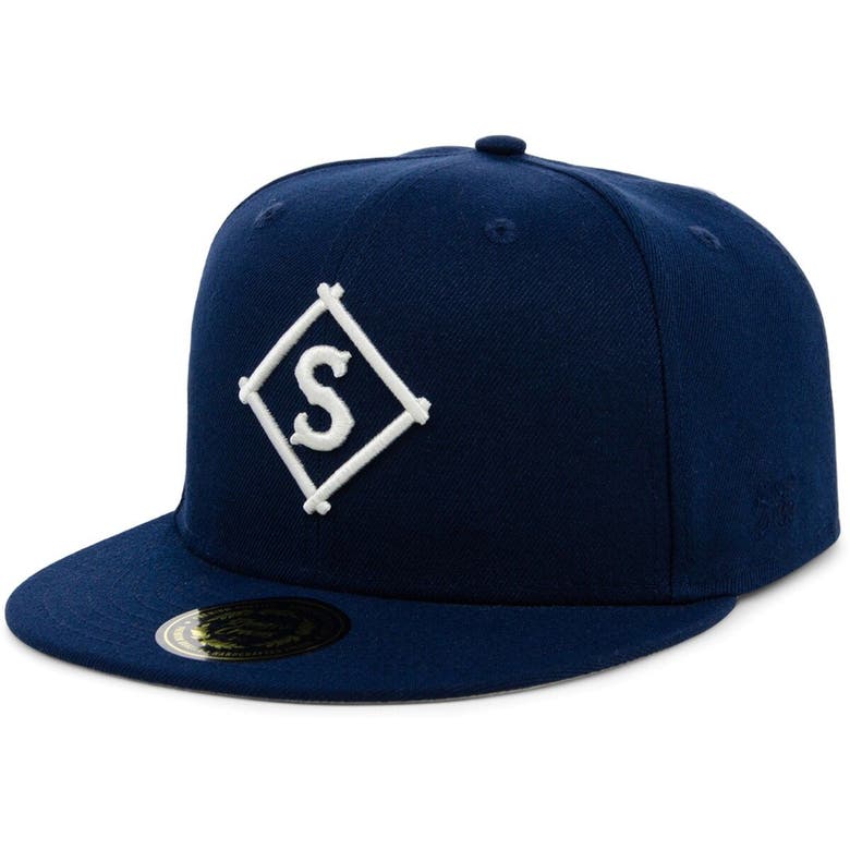 RINGS & CRWNS RINGS & CRWNS NAVY SEATTLE STEELHEADS TEAM FITTED HAT