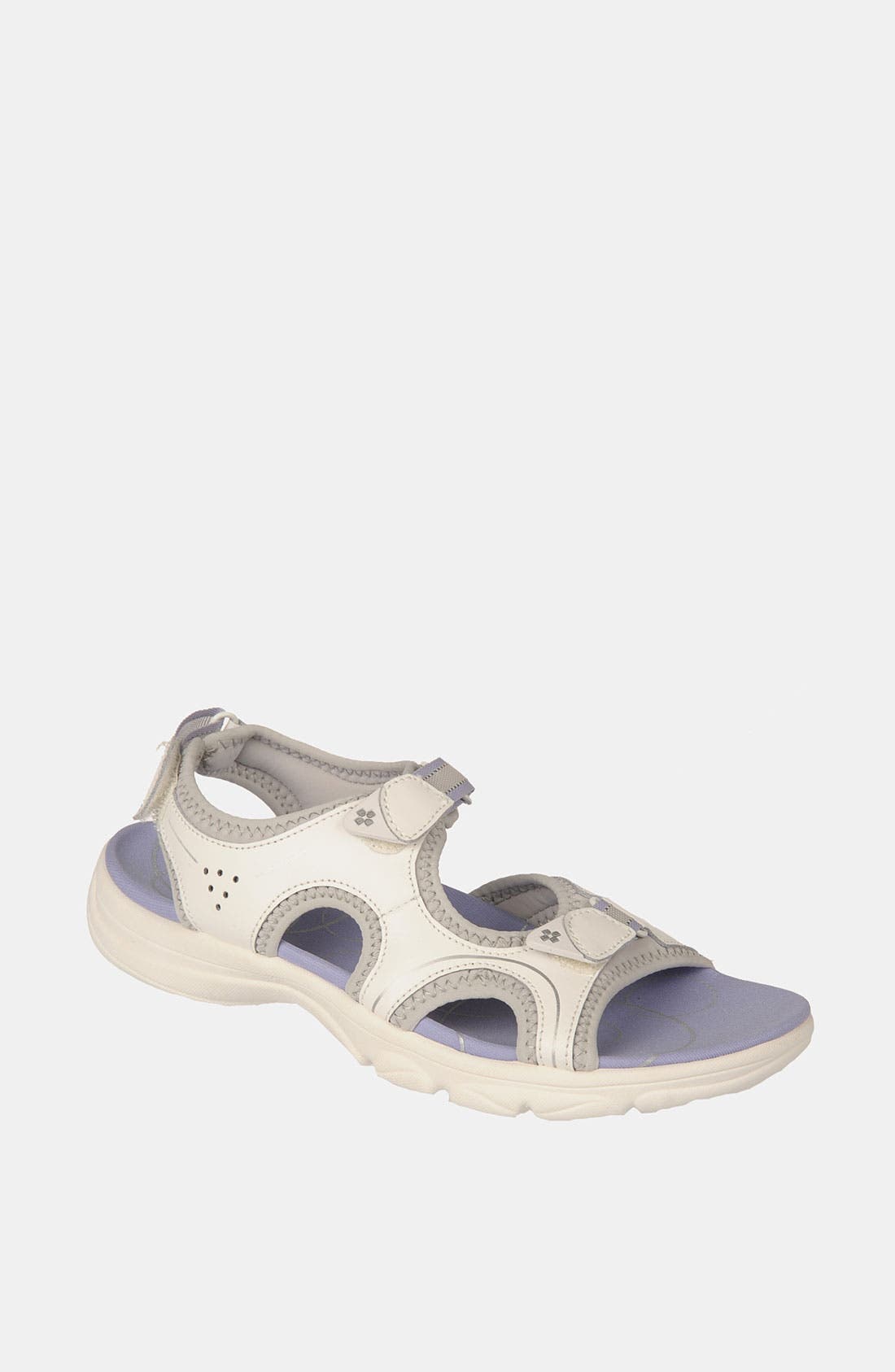 naturalizer bzees canada