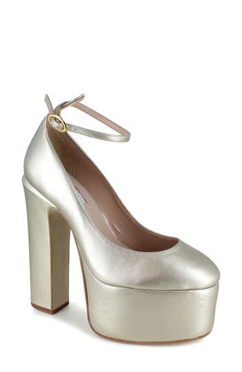 Zigi Nikole Ankle Strap Platform Pump In Gold Leather
