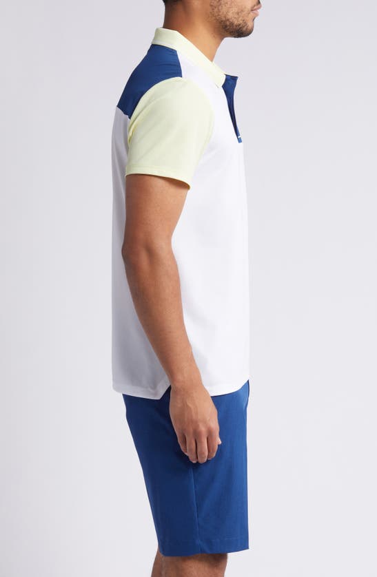 J. LINDEBERG J. LINDEBERG CLIFF REGULAR FIT COLORBLOCK PERFORMANCE GOLF POLO 