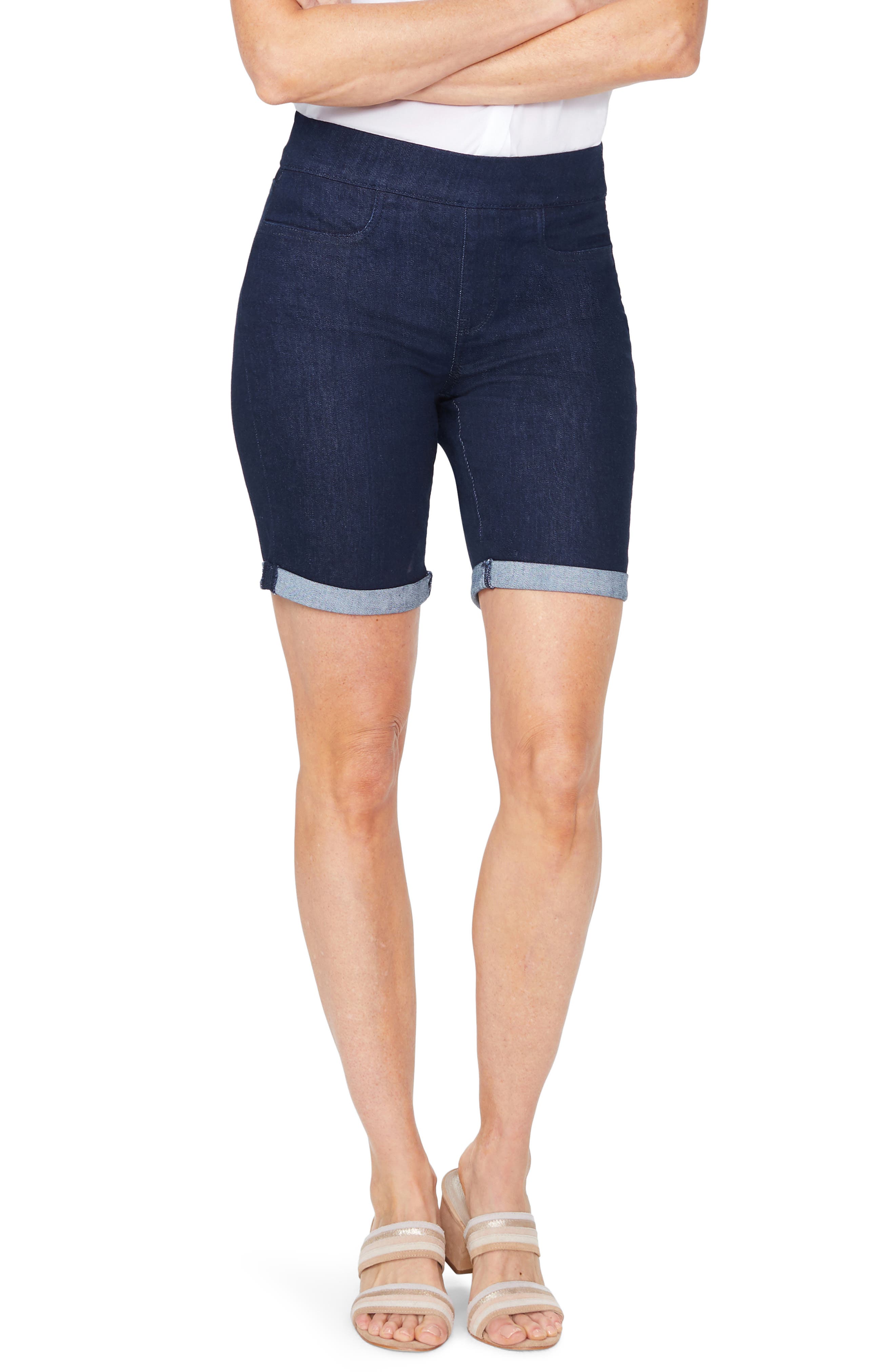 women's pull on stretch denim shorts