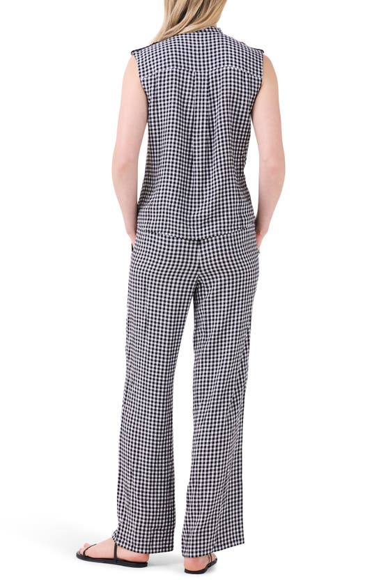 Nic + Zoe Gingham Sleeveless Button-up Shirt In Black Multi