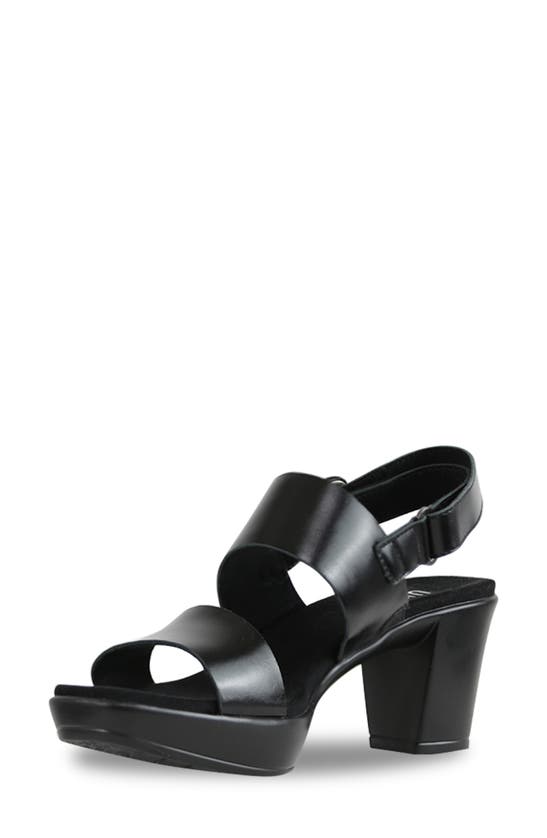 Munro Max Platform Slingback Sandal In Black | ModeSens