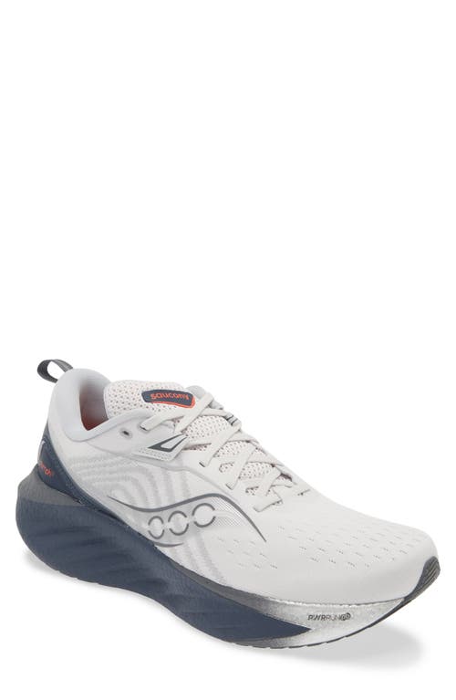 Saucony Triumph 22 Running Shoe Cloud/Navy at Nordstrom,
