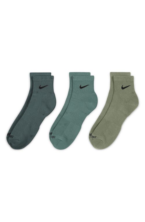 Nike 3-Pack Dri-FIT Everyday Plus Cushioned Ankle Socks at