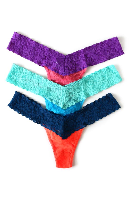 Hanky Panky Low Rise Lace Thongs In Tao/isb/sr