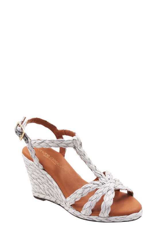 Andre Assous Madina Wedge Sandal In Dove