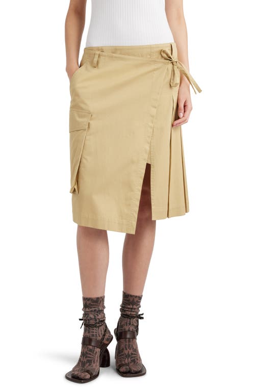 Skilt Pleated Cargo Wrap Skirt in Beige