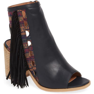 Very Volatile Kapalua Fringe Sandal, Black