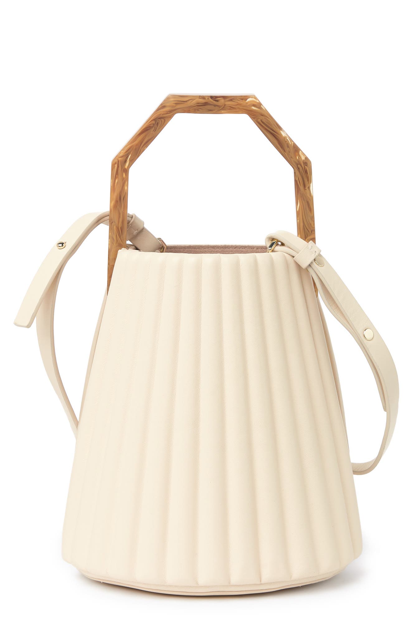 Louise et Cie on X: Both color ways of the Alez bucket bag are perfect for  every look. Shop your new new spring go-to at @netaporter. #LouiseEtCie  #NetaPorter  / X