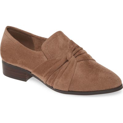 Bella Vita Billie Ii Loafer- Beige