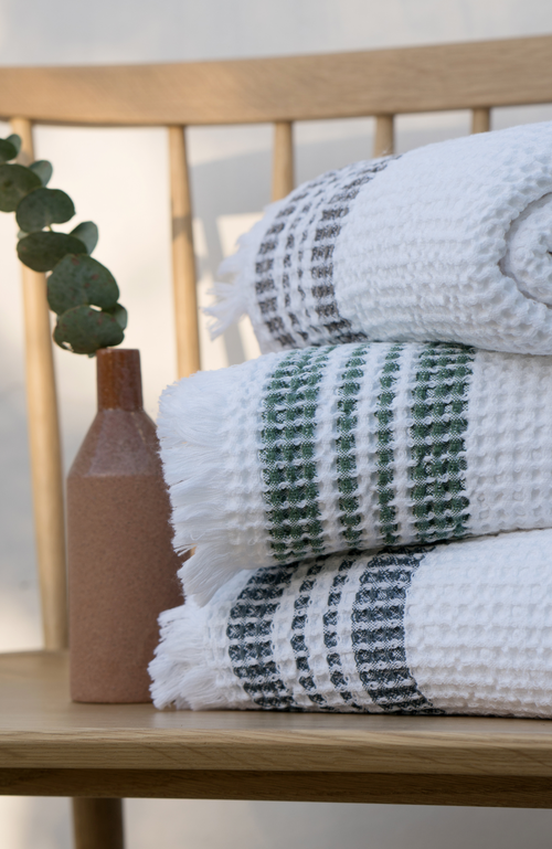 Mungo Organic Belgian Waffle Bath Sheet In Ink