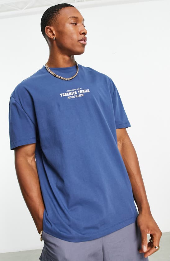 Relaxed Fit Graphic Tee