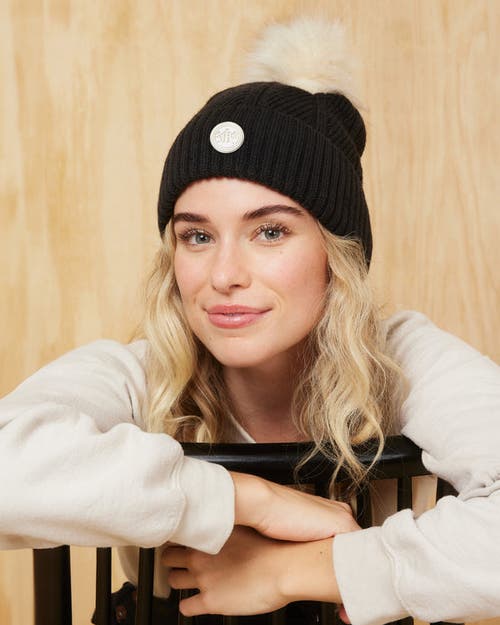 Hemlock Willow Pom Beanie In Black