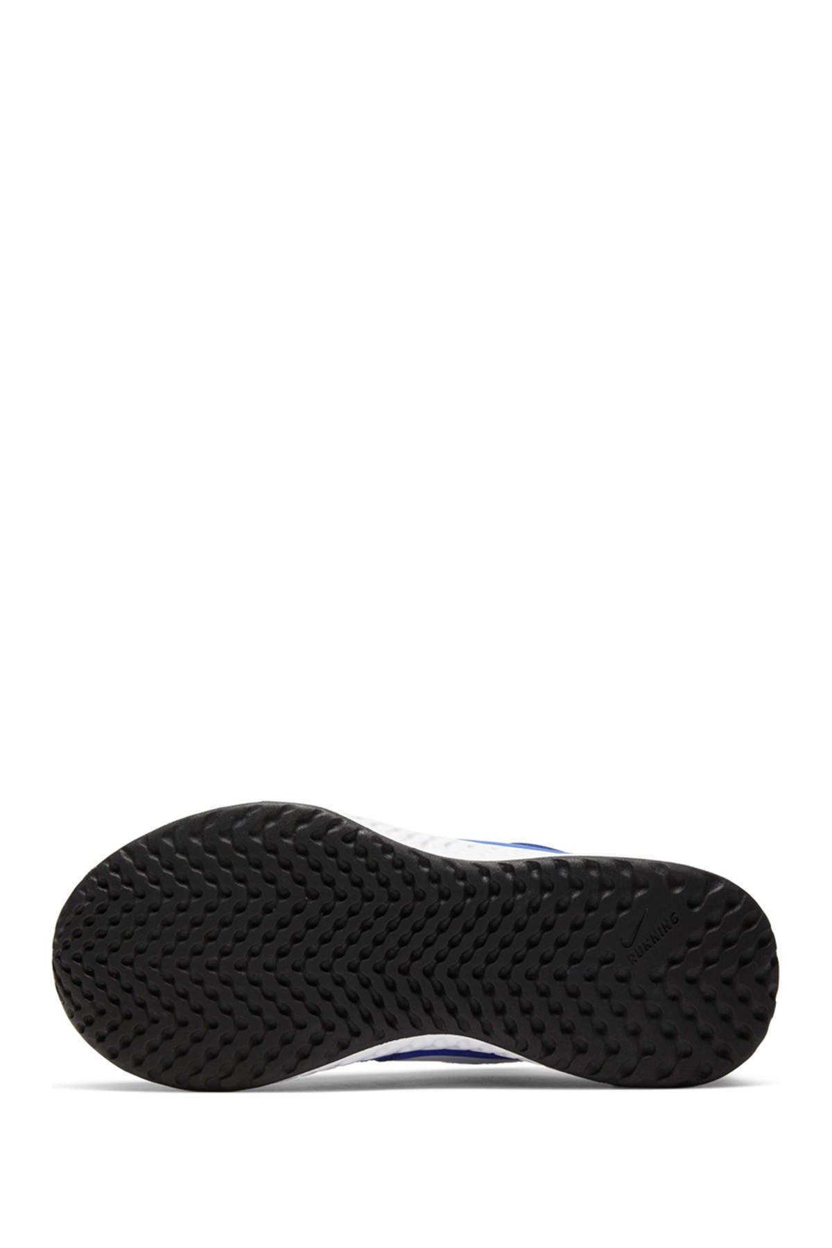 nike revolution 3 little kid