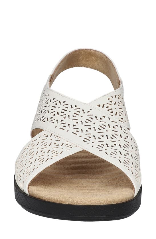 Easy Street Claudia Womens Laser Cut Cushiond Flatform Sandals In White