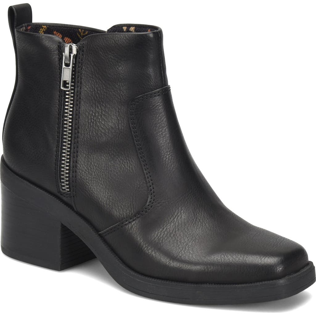 B O C By Børn Lexy Block Heel Boot In Black