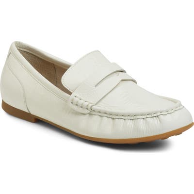 B?rn Betti Loafer, White