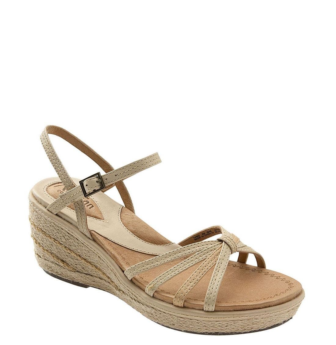 clarks artisan collection sandals