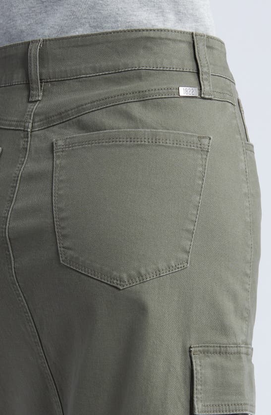 1822 Denim Stretch Cotton Cargo Midi Skirt In Kasey