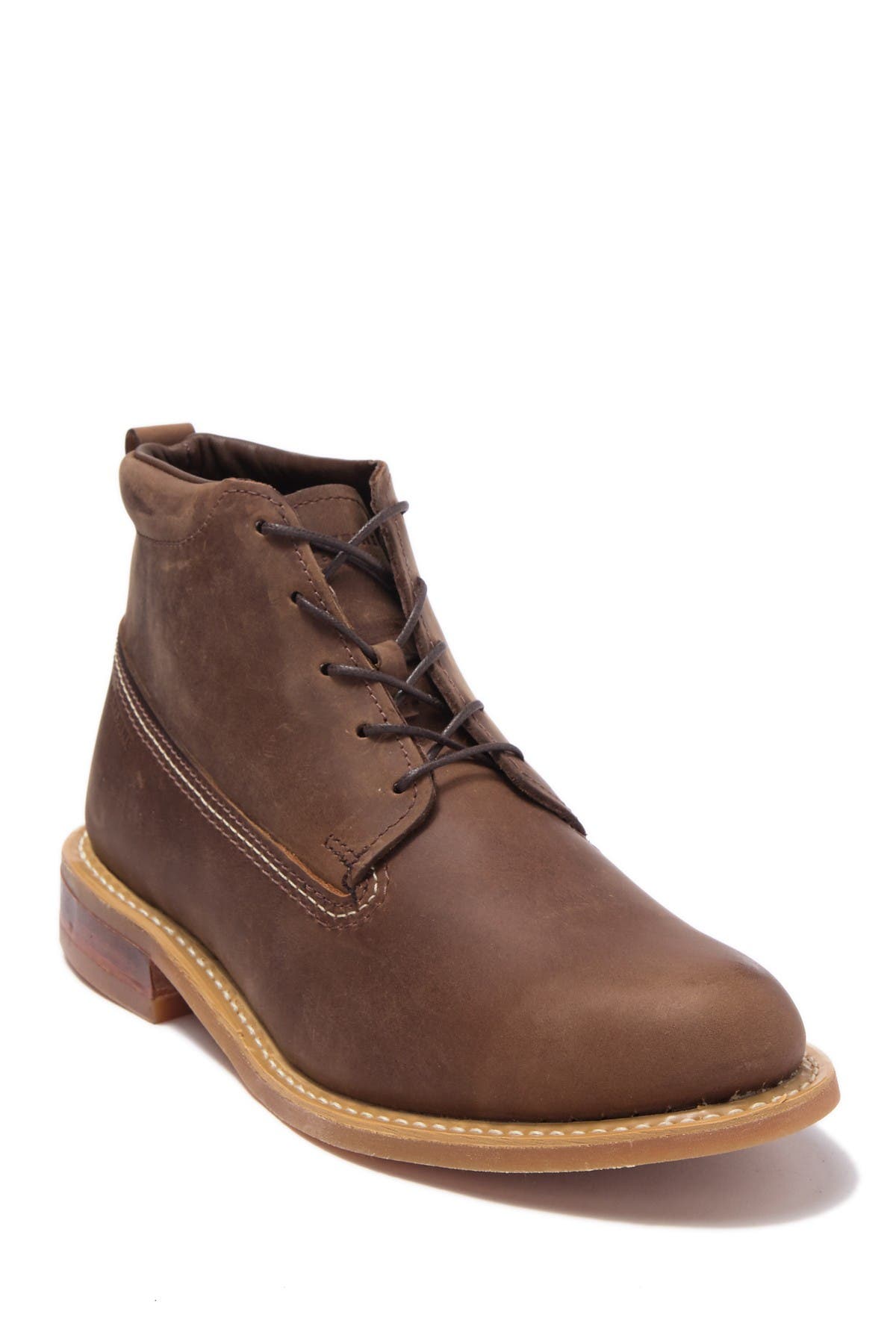 nubuck chukka