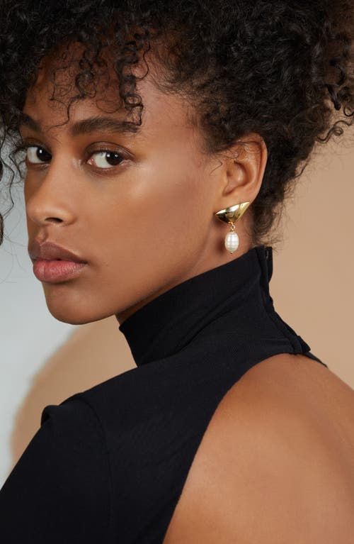 Lady Grey Freshwater Pearl Lobe Earrings In Gold/white Pearl