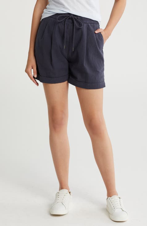 Double Pleat Walking Shorts