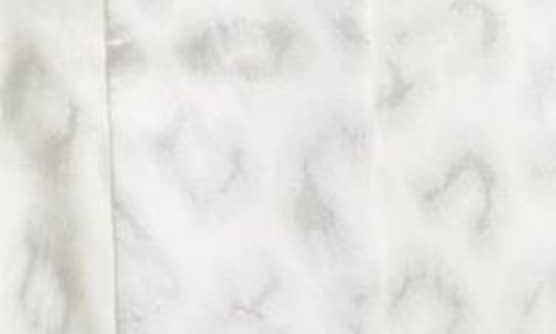 Natori Decadence Leopard Satin Damask Wrap In Warm White