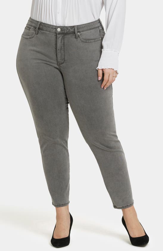 Shop Nydj Stella Ankle Tapered Jeans In Palmas