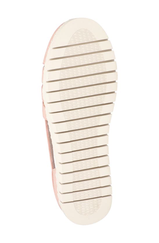 Shop Easy Street Bugsy Platform Sandal In Blush