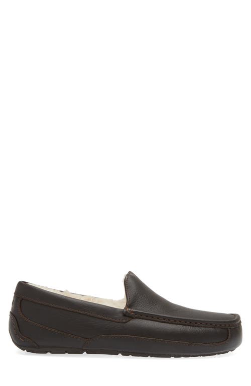 UGG(R) UGG(R) ASCOT LEATHER SLIPPER