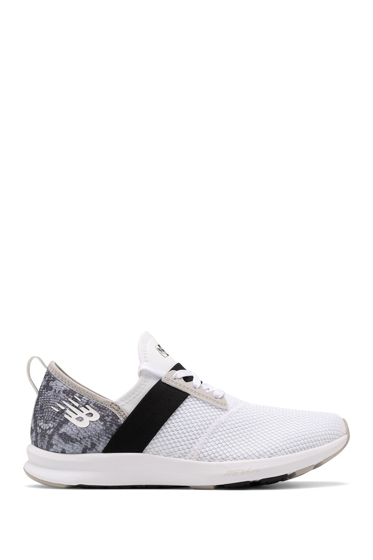 new balance nergize wide