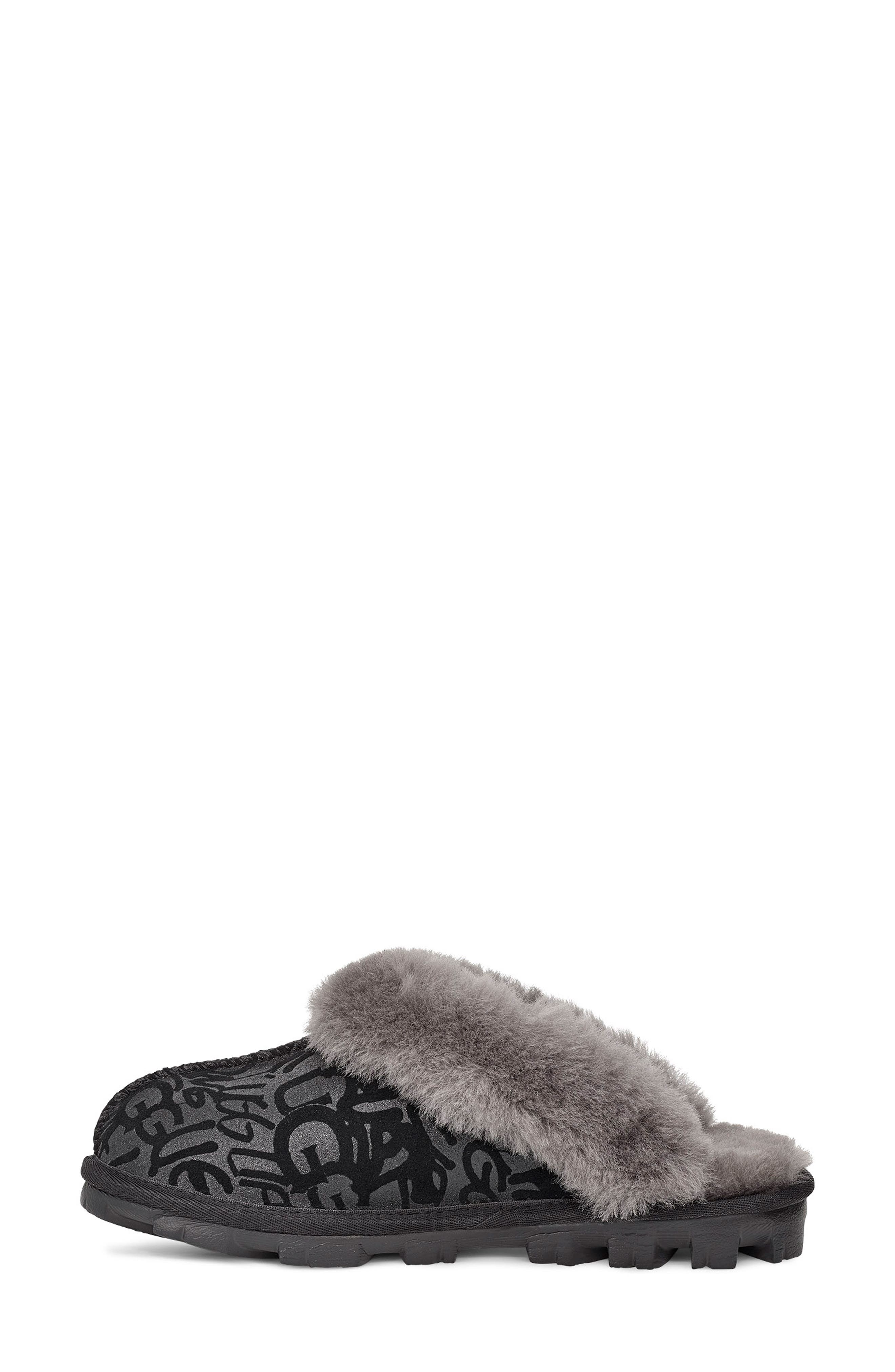 ugg graffiti slipper