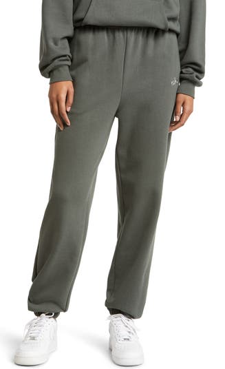 Accolade Sweatpant - Gravel  Bold jackets, Sweatpants, Street wear