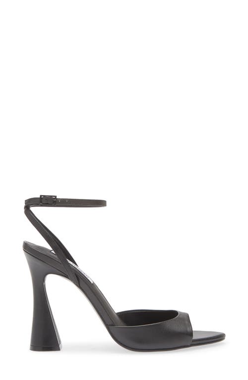Steve Madden Beki Heel In Black Leather