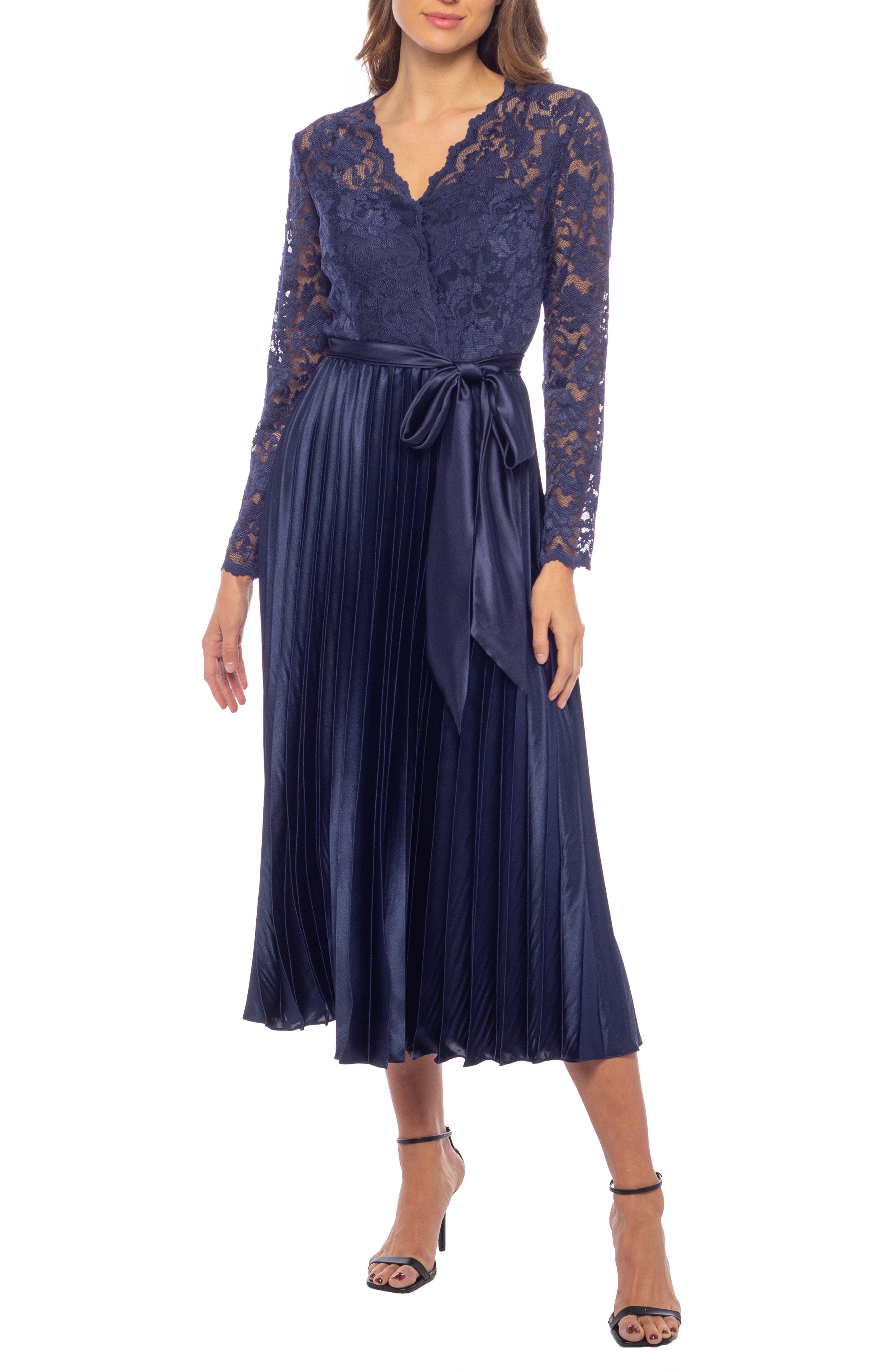 Marina Long Sleeve Cocktail Dress in Navy 