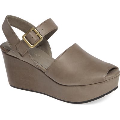 Chocolat Blu Wagga Platform Wedge Sandal- Grey
